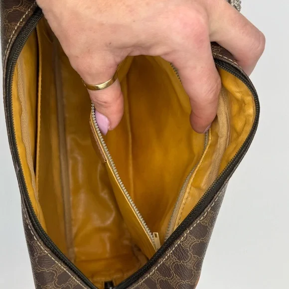 Celine Toiletry Cosmetic Bag Authentic GUC VINTAGE - Picture 11 of 14